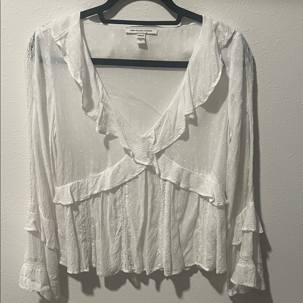 American Eagle Outfitters White Ruffled Blouse